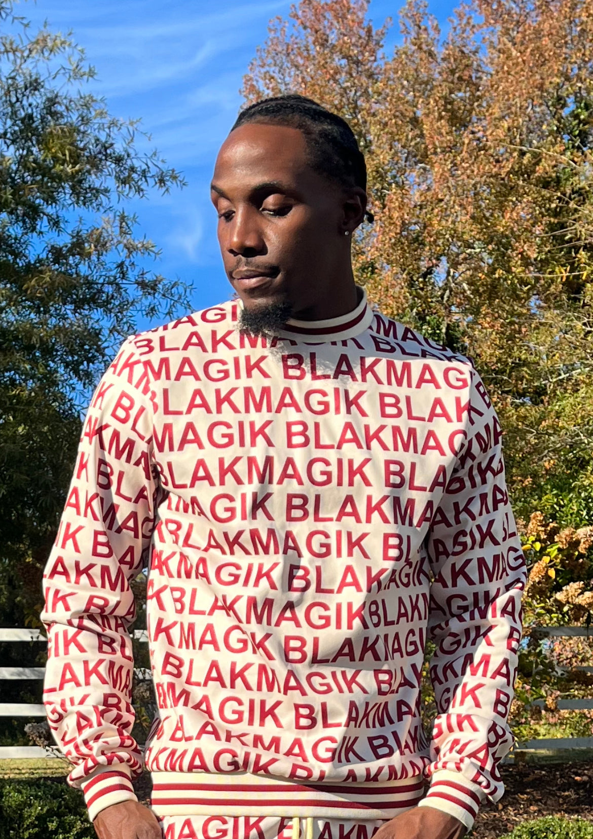 CREAM/BURGUNDY BLAKMAGIK UNIVERSAL SWEATSHIRT